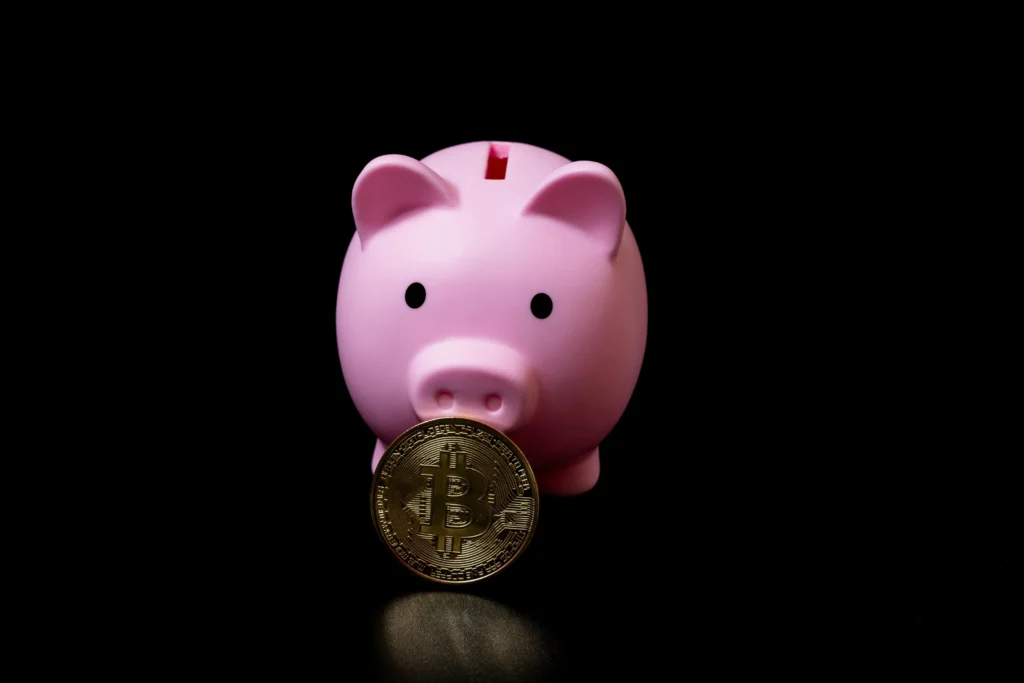 Smart ways to save money every month